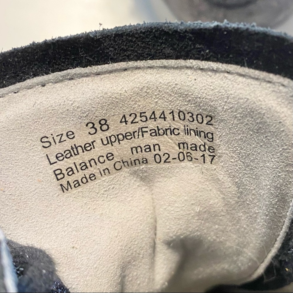 Dansko Christina Black Metallic Suede Athletic Oxford - Picture 8 of 10